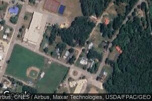 8 Marble Ln, Dixfield, ME 04224
