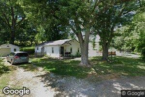 203 Smith St, Barry, IL 62312