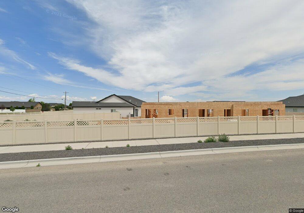 893 & 899 Shadowleaf Ave, Twin Falls, ID 83301 - photo 1