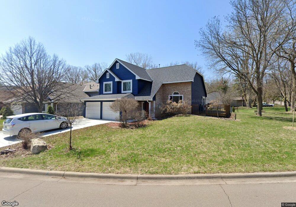 18755 Clear View Dr, Minnetonka, MN 55345 - photo 1