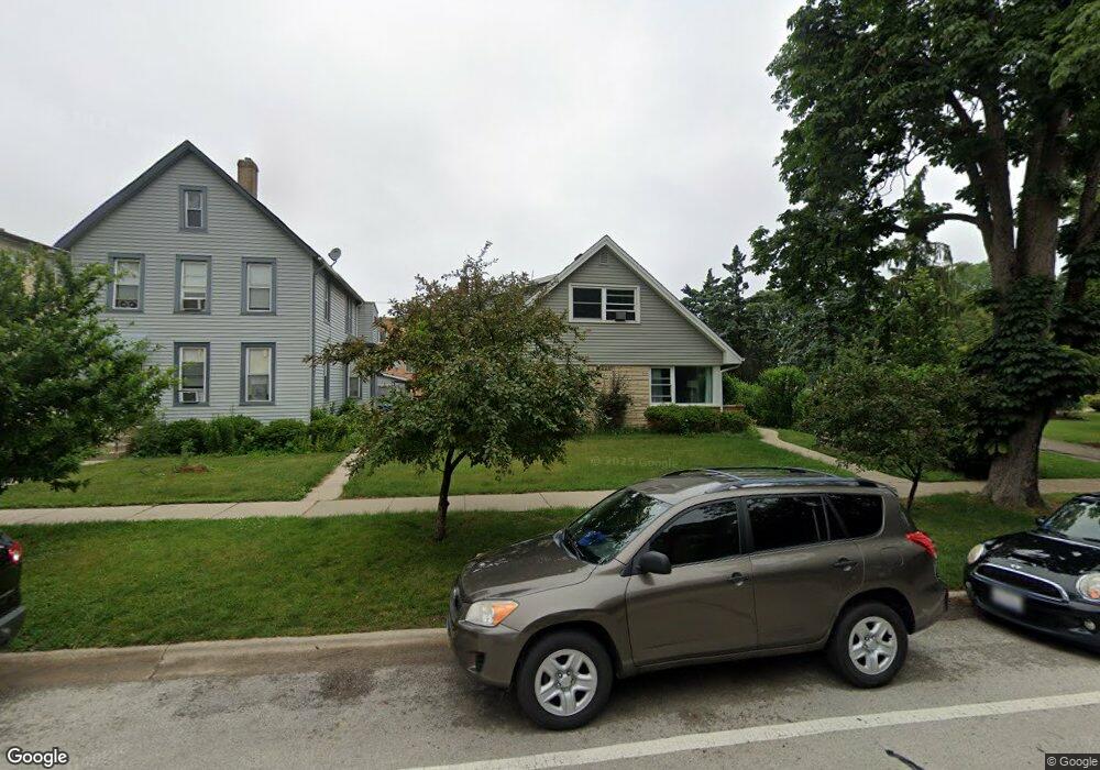 1522 Ashland Ave, Des Plaines, IL 60016 - photo 1