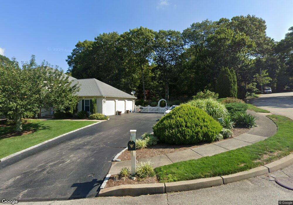 72 Lisa Marie Cir, Warwick, RI 02886 - photo 1