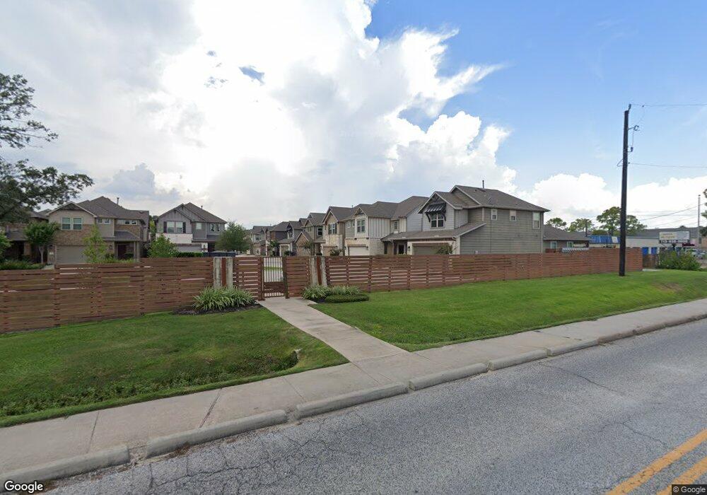 8910 Live Oak Grove Ln, Houston, TX 77080 - photo 1