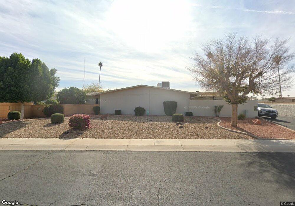 10845 W Santa fe Dr, Sun City, AZ 85351 - photo 1