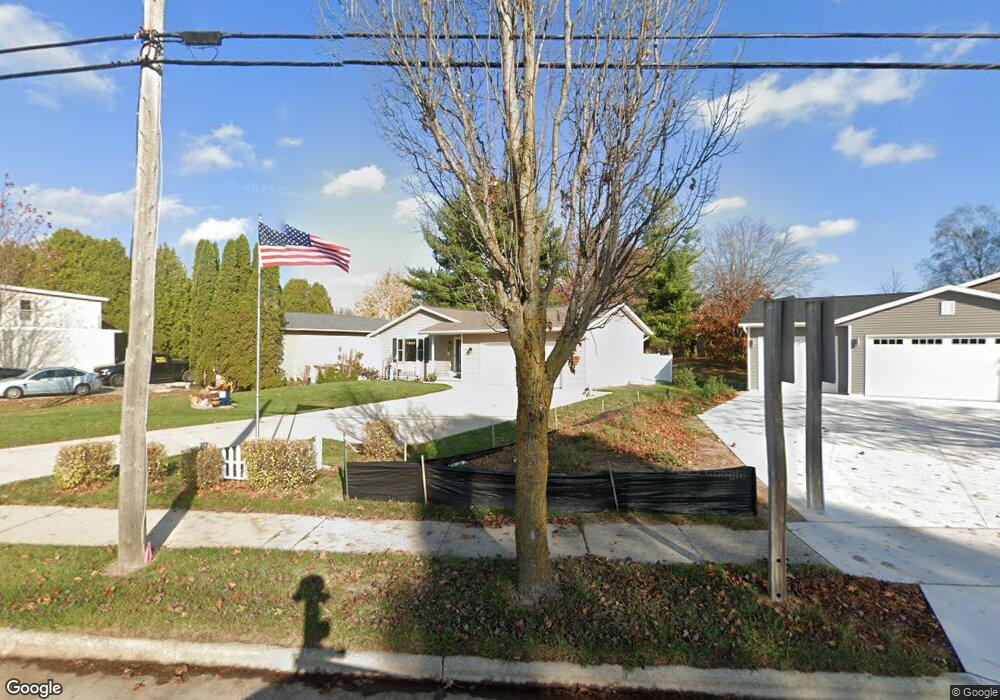 4303 Mishicot Rd, Two Rivers, WI 54241 - photo 1