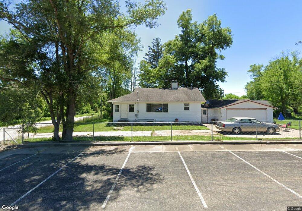1101 Bertram Rd SE, Cedar Rapids, IA 52403 - photo 1