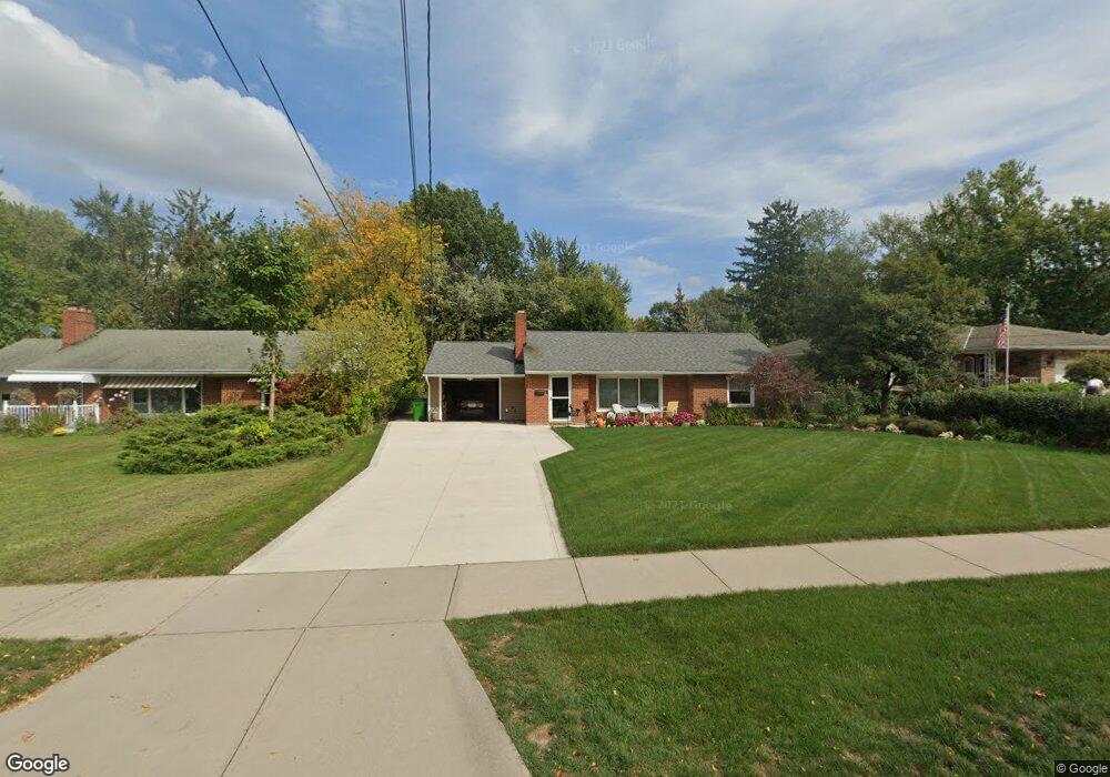 2133 Rockefeller Rd, Wickliffe, OH 44092 - photo 1