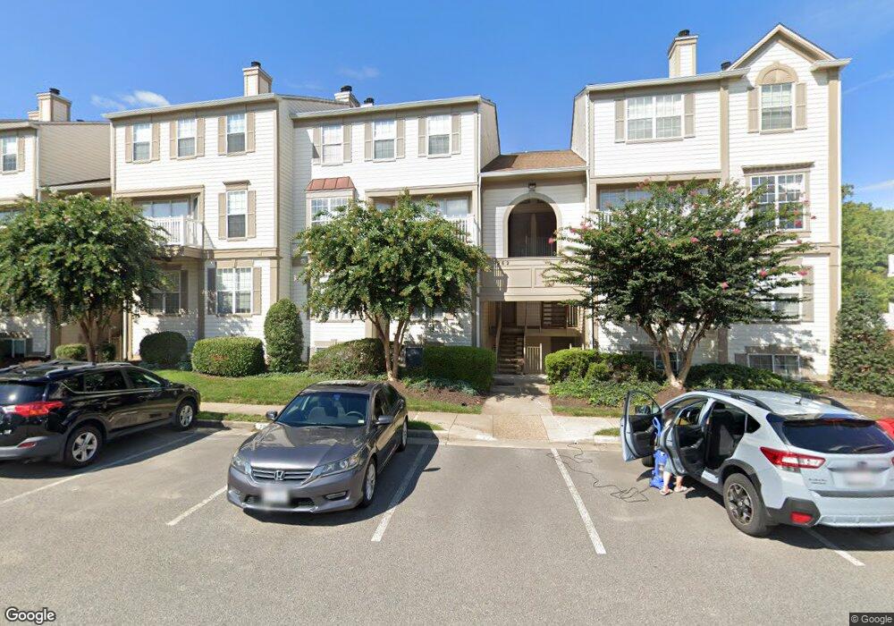 9262 Cardinal Forest Ln unit 302, Lorton, VA 22079 - photo 1