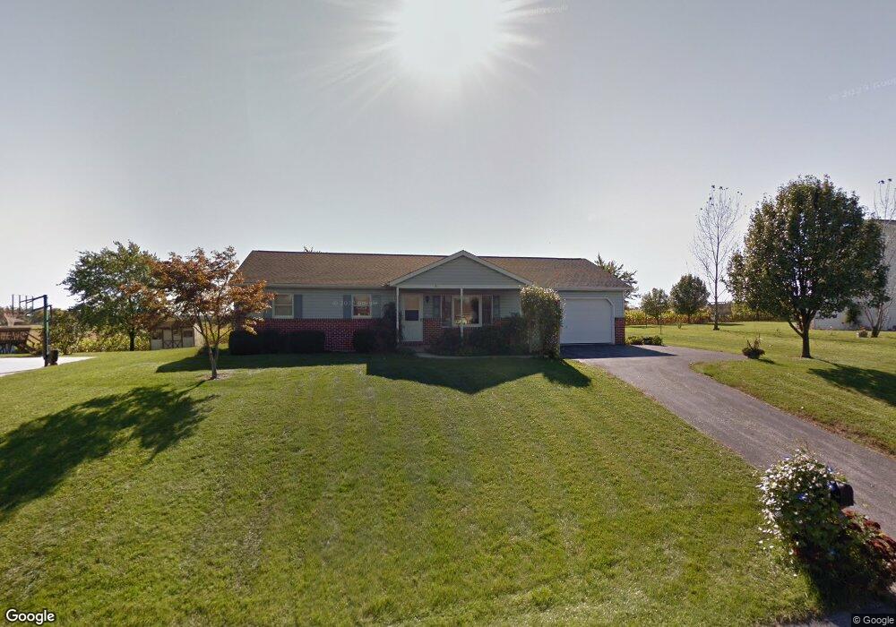 1346 Memory Ln, Chambersburg, PA 17201 - photo 1