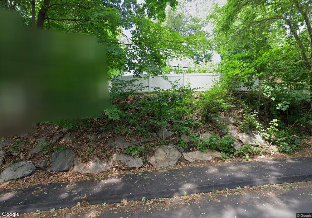 3 1/2 Jarvis St, Norwalk, CT 06851 - photo 1