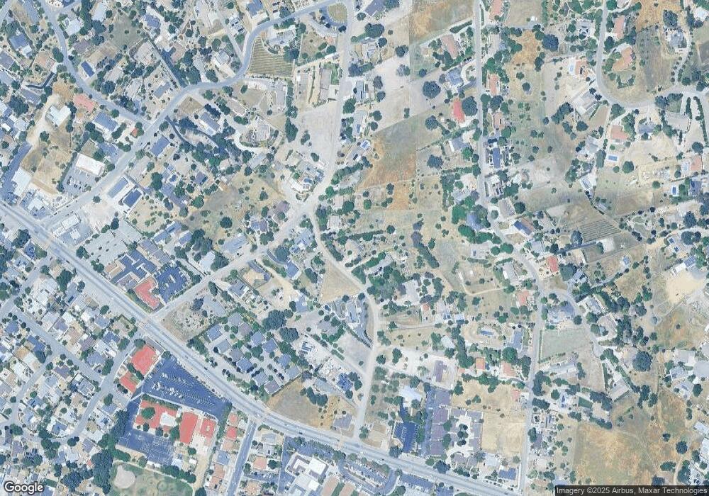 738 Ivy Ln, Paso Robles, CA 93446 - photo 1