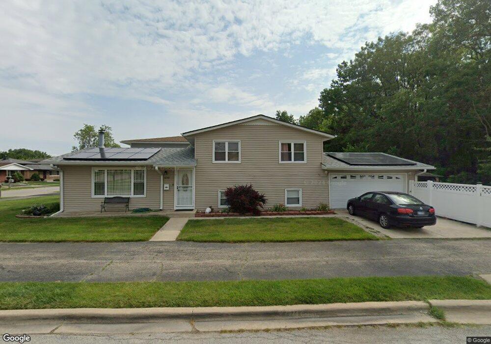 18121 Idlewild Dr, Country Club Hills, IL 60478 - photo 1