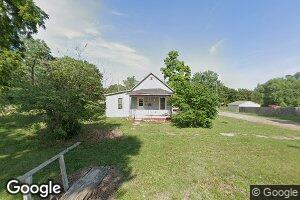 520 S 12th St, Wymore, NE 68466