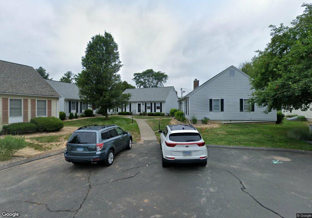 4 Ambleside Ct, Suffield, CT 06078 - photo 1