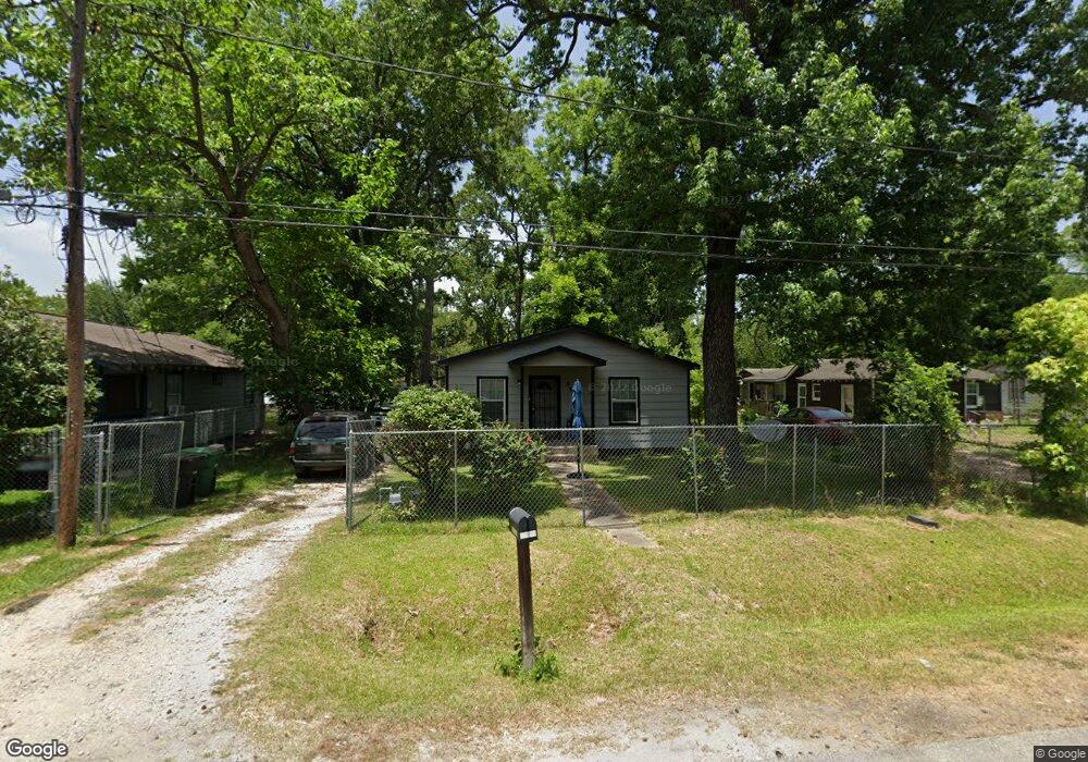 950 Marcolin St, Houston, TX 77088 - photo 1