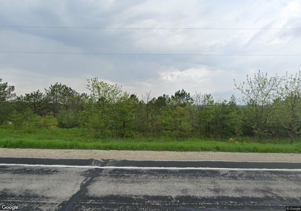 7587 Kettle View Dr, West Bend, WI 53090 - photo 1