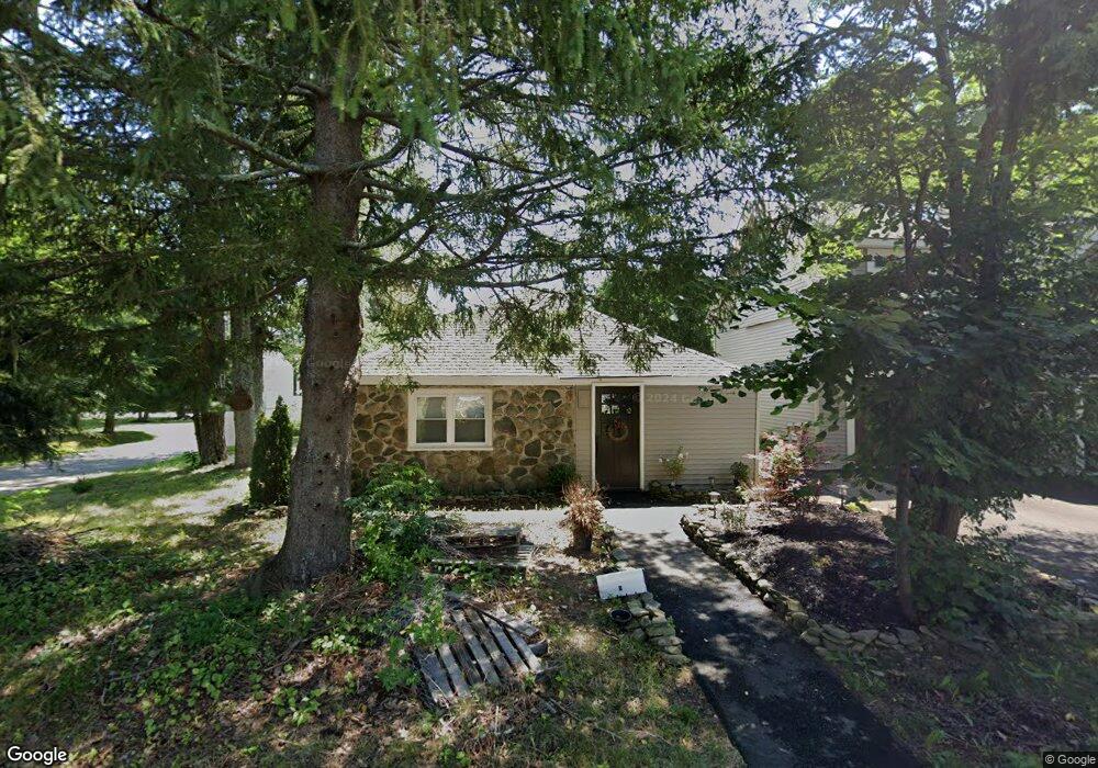 8 Maple Ave, Old Orchard Beach, ME 04064 - photo 1