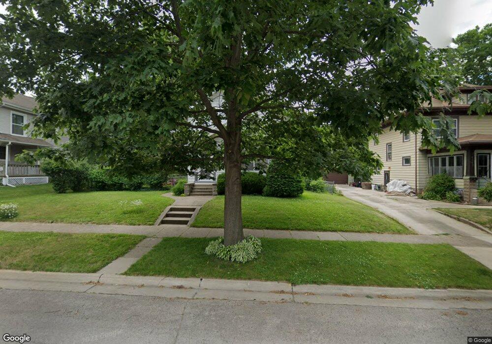 815 Tremont St, Cedar Falls, IA 50613 - photo 1