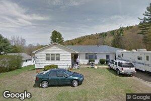 14 Curtis St, Proctor, VT 05765