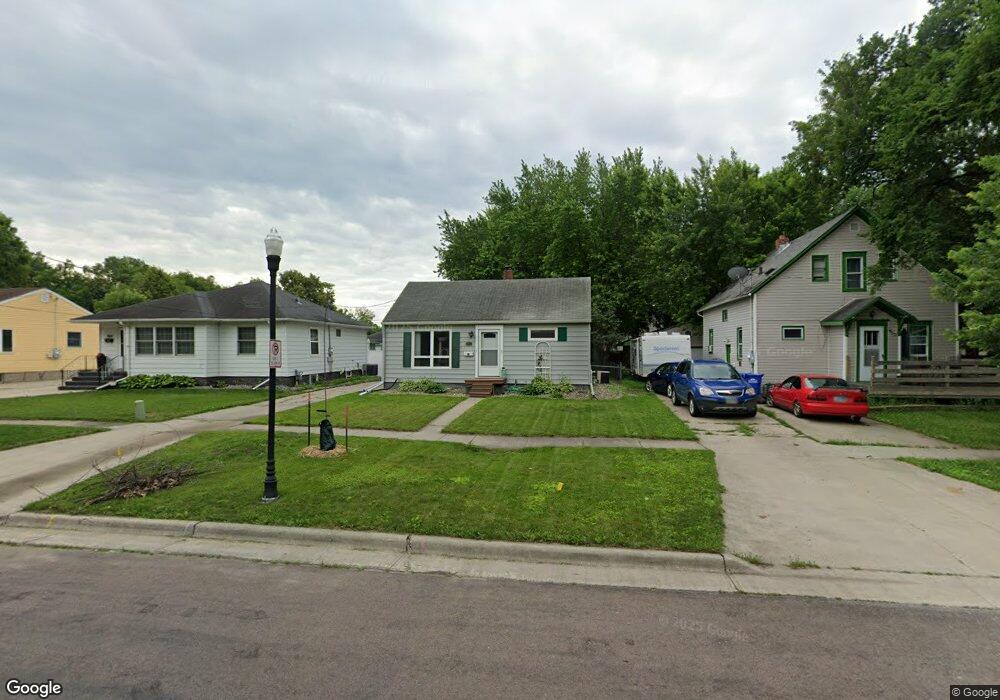 1618 2nd Ave S, Fargo, ND 58103 - photo 1