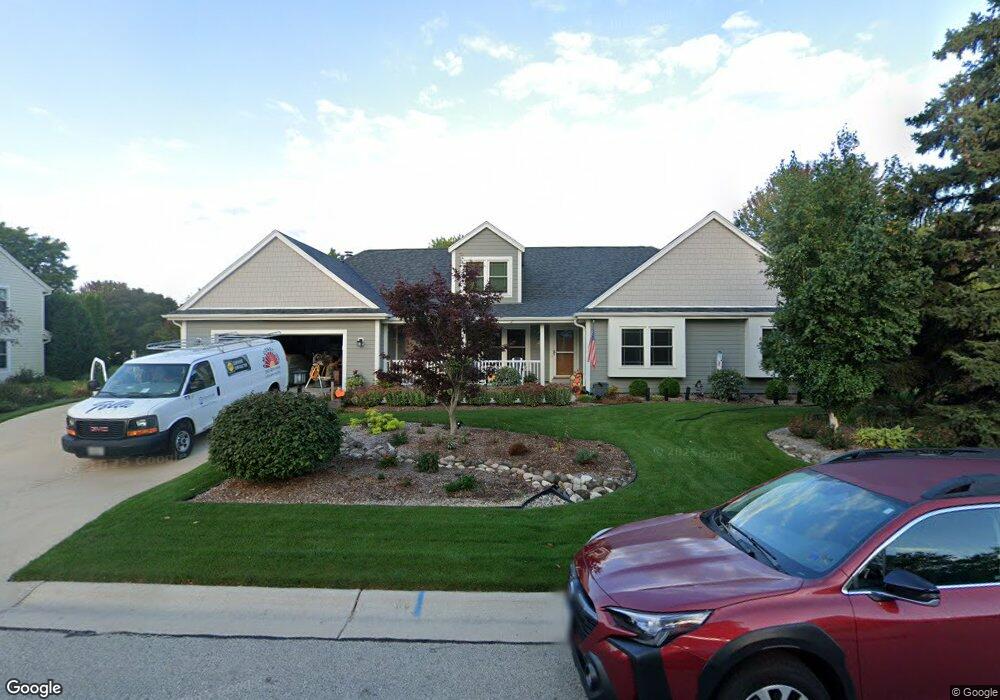 W150N7485 Hidden Meadow Ct, Menomonee Falls, WI 53051 - photo 1