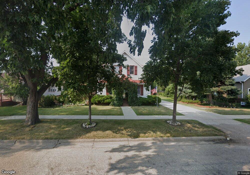 521 5th St SE, Jamestown, ND 58401 - photo 1