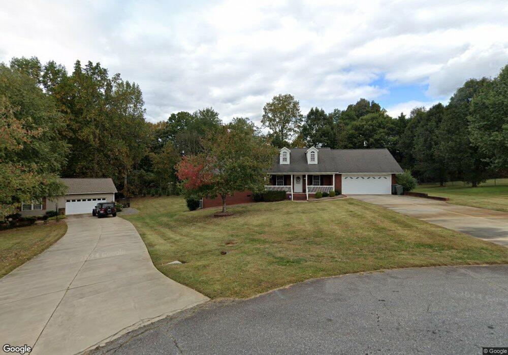 126 Fawnwood Dr, Statesville, NC 28625 - photo 1