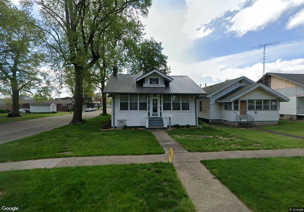 534 N Logan St, Lincoln, IL 62656 - photo 1