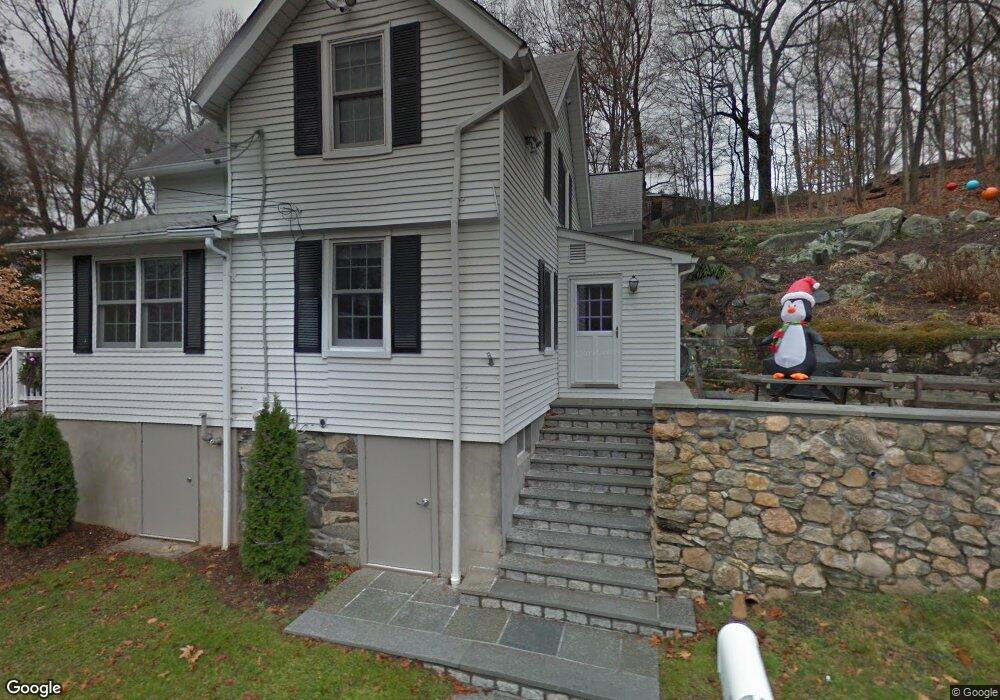 2 Waterfall Ln, Cos Cob, CT 06807 - photo 1