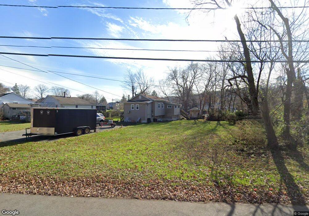 111 Riverlawn Dr, Wayne, NJ 07470 - photo 1