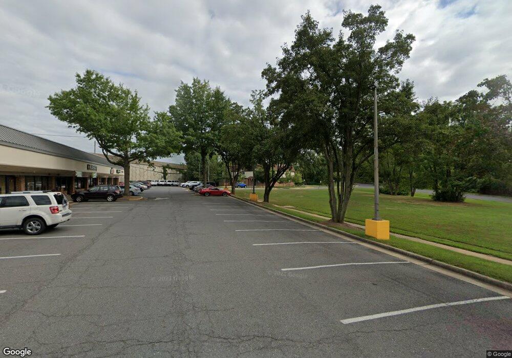 9574 Burke Rd, Burke, VA 22015 - photo 1