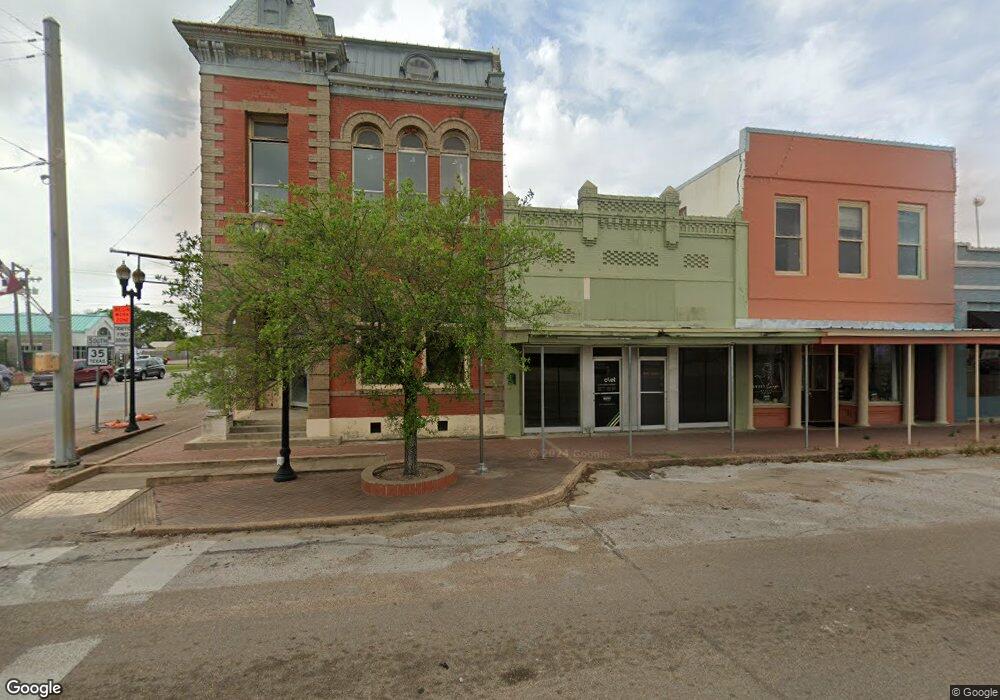 2042 Avenue F, Bay City, TX 77414 - photo 1