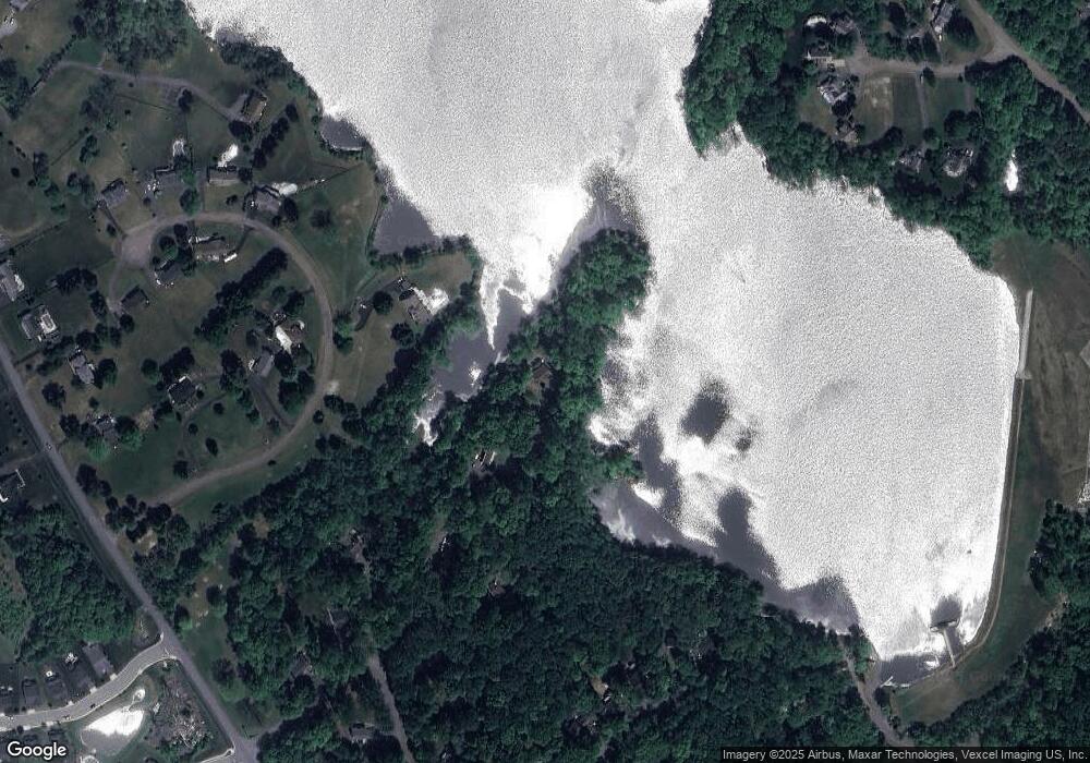 7038 Wintergreen Ct, Warrenton, VA 20187 - photo 1