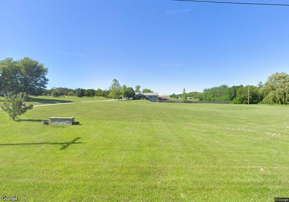 8040 SW 61st St, Topeka, KS 66610 - photo 1