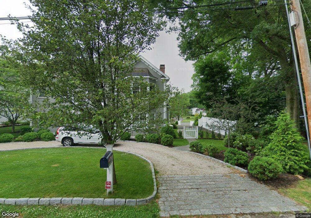 32 Ermine St, Fairfield, CT 06824 - photo 1