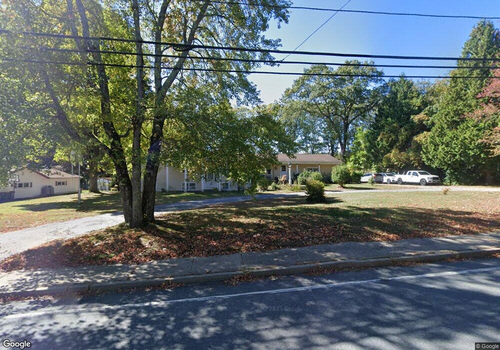 122 Austin Ave, Greenville, RI 02828 - photo 1