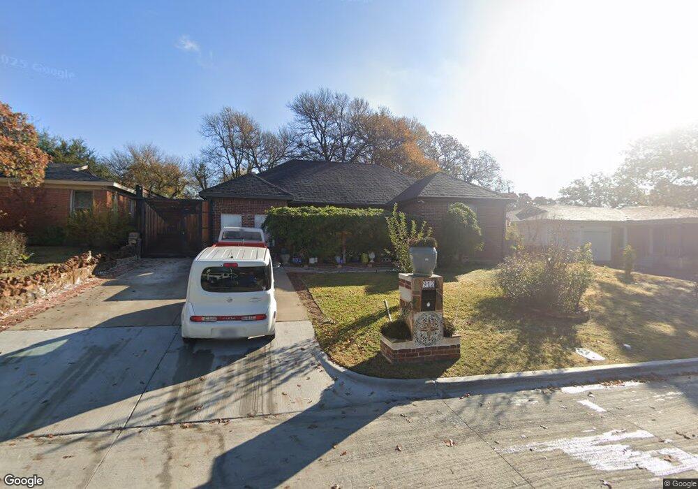 912 Walter St, Bedford, TX 76022 - photo 1