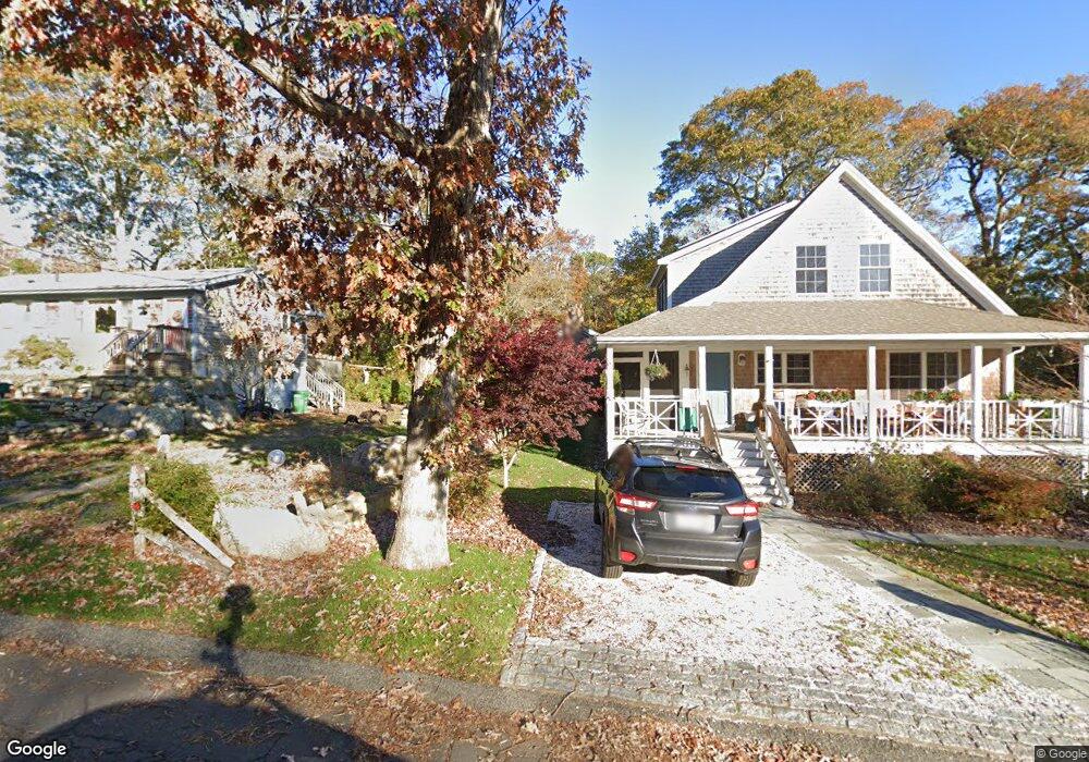 13 Dolan Ave, Vineyard Haven, MA 02568 - photo 1