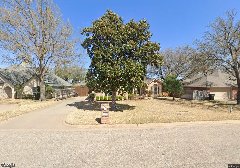 707 Berkley Dr, Cleburne, TX 76033 - photo 1