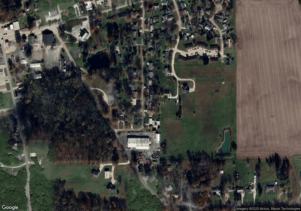 114 Elm Dr, Covington, IN 47932 - photo 1