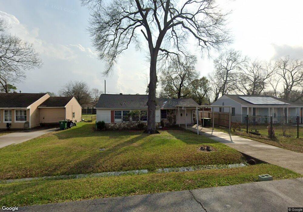 13334 Peoria St, Houston, TX 77015 - photo 1