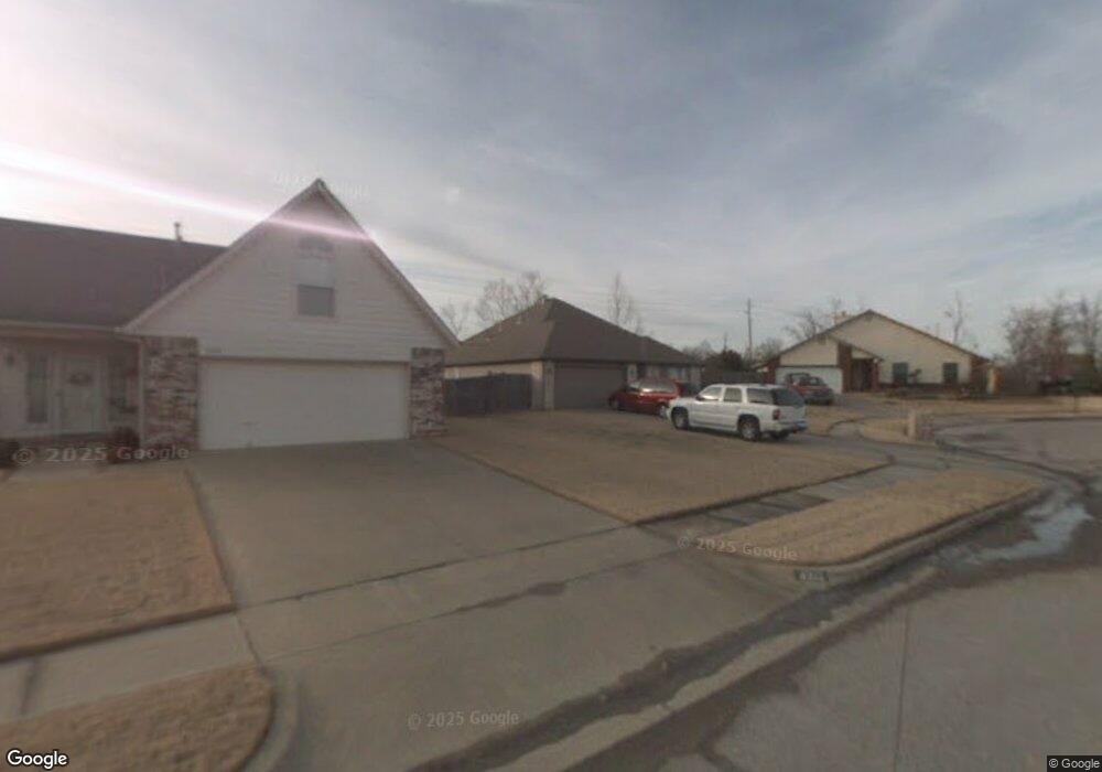 4208 S Walnut Place, Broken Arrow, OK 74011 - photo 1