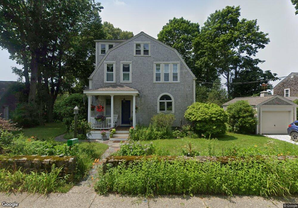 524 Elm St, South Dartmouth, MA 02748 - photo 1