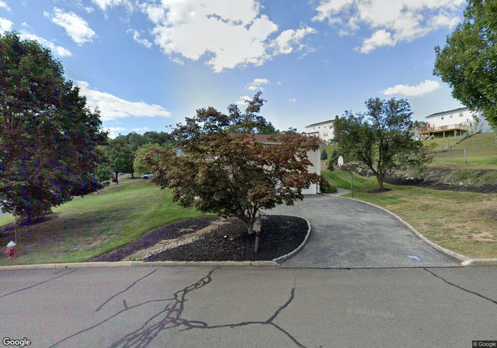 2 Bubenko Ln, Garnerville, NY 10923 - photo 1