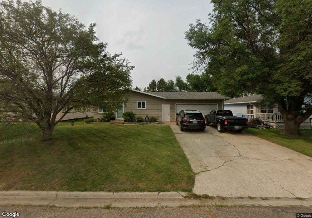1420 15th St SW, Jamestown, ND 58401 - photo 1