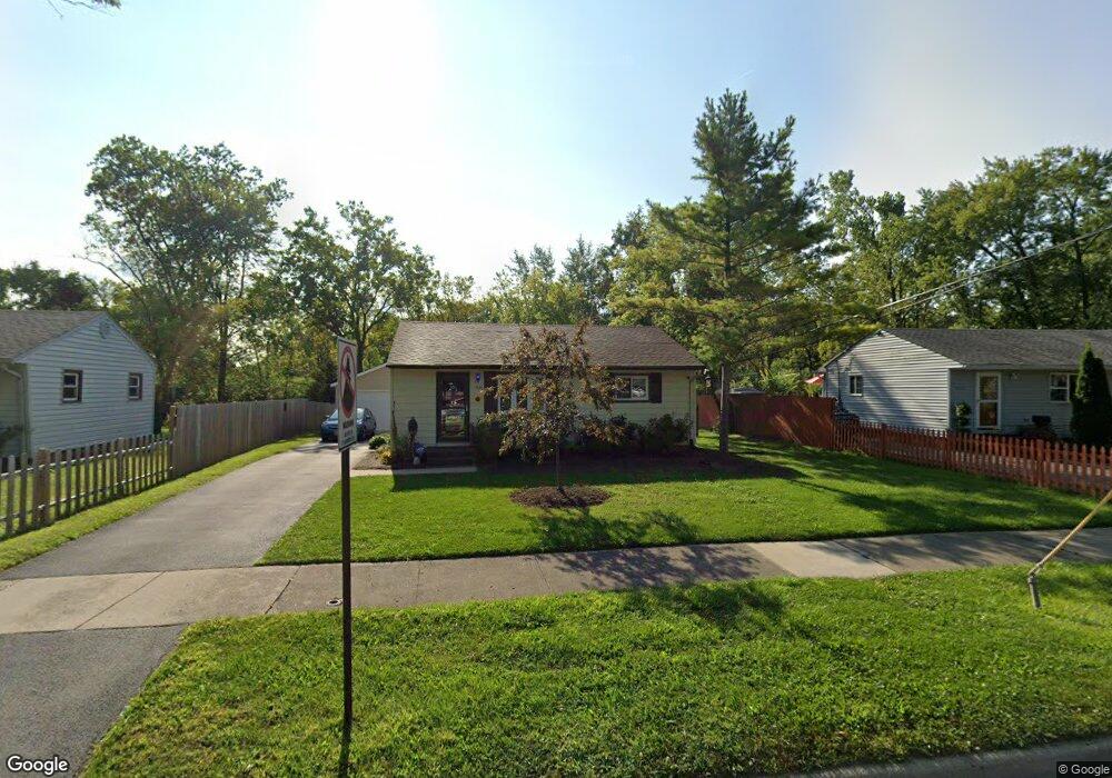 2739 N Pine St, Waukegan, IL 60087 - photo 1