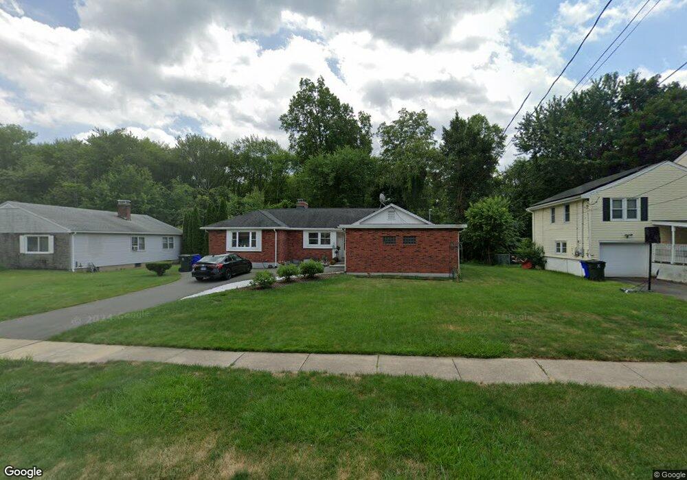 153 Brewster Rd, West Hartford, CT 06117 - photo 1