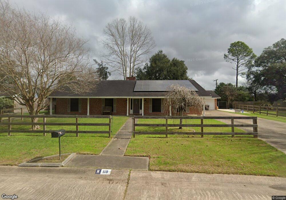 119 S Jane St, Alvin, TX 77511 - photo 1