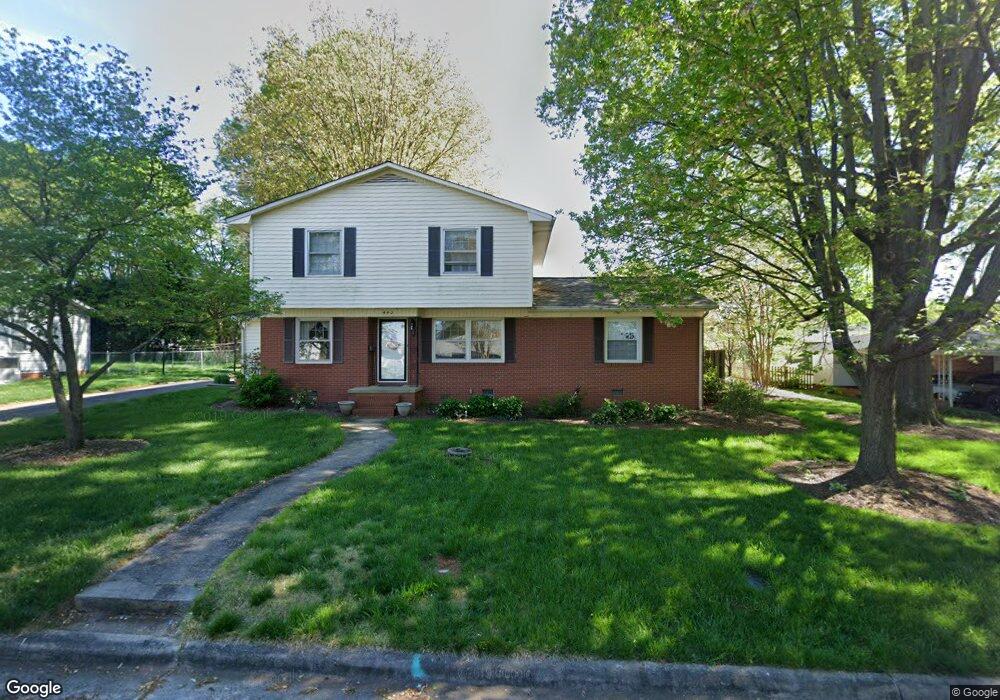 440 Virginia Ave, Statesville, NC 28677 - photo 1