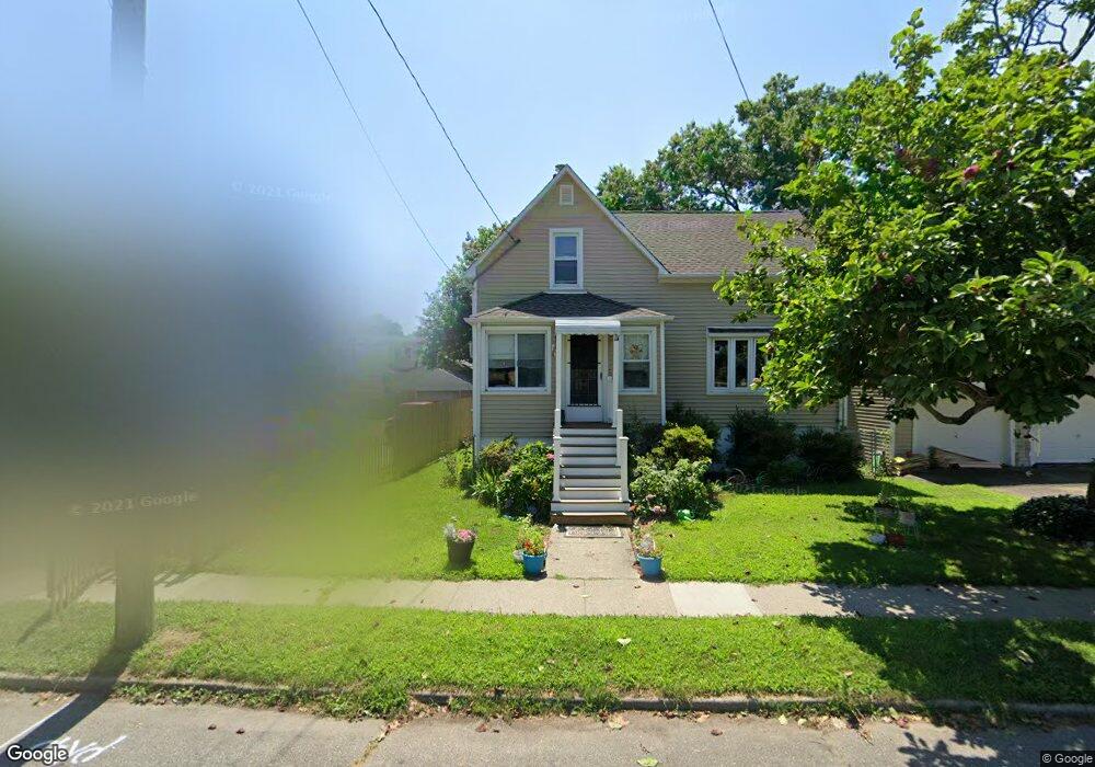 164 Sedgewick Ave, Stratford, CT 06615 - photo 1